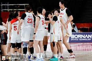 媒体人：别让韩国女篮把三分感觉投出来 那我们赢球概率就较大了